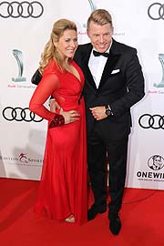 Axel Kahn und Freundin Sarah Käckel beim Audi Generation Award 2017 (©Foto: Martin Schmitz)